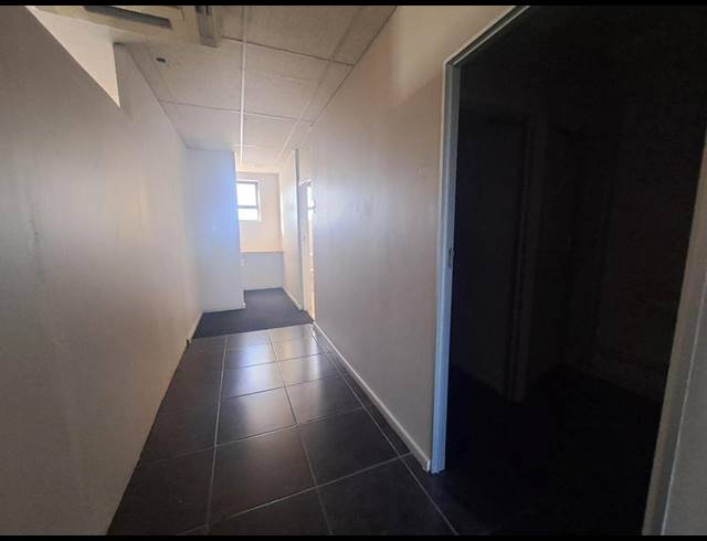BUSINESS PROPERTY TO RENT IN TYGER VALLEY